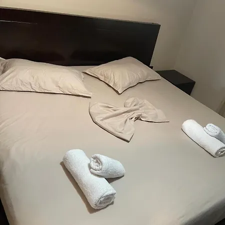 Toptani Center Tiran