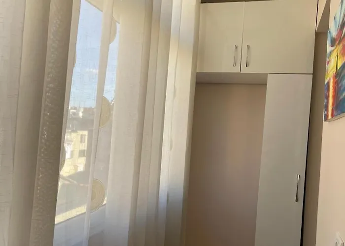 Toptani Center Appartement *